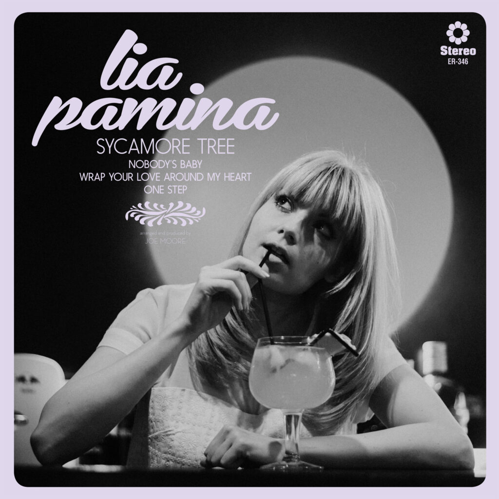 Imagen destacada de noticia: LIA PAMINA: Publica Single de vinilo 7" y video para "Sycamore Tree" [Incluye 3 canciones inéditas]
